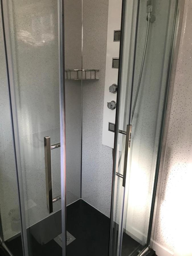 Culag Lochside Self Catering Lägenhet Luss Exteriör bild