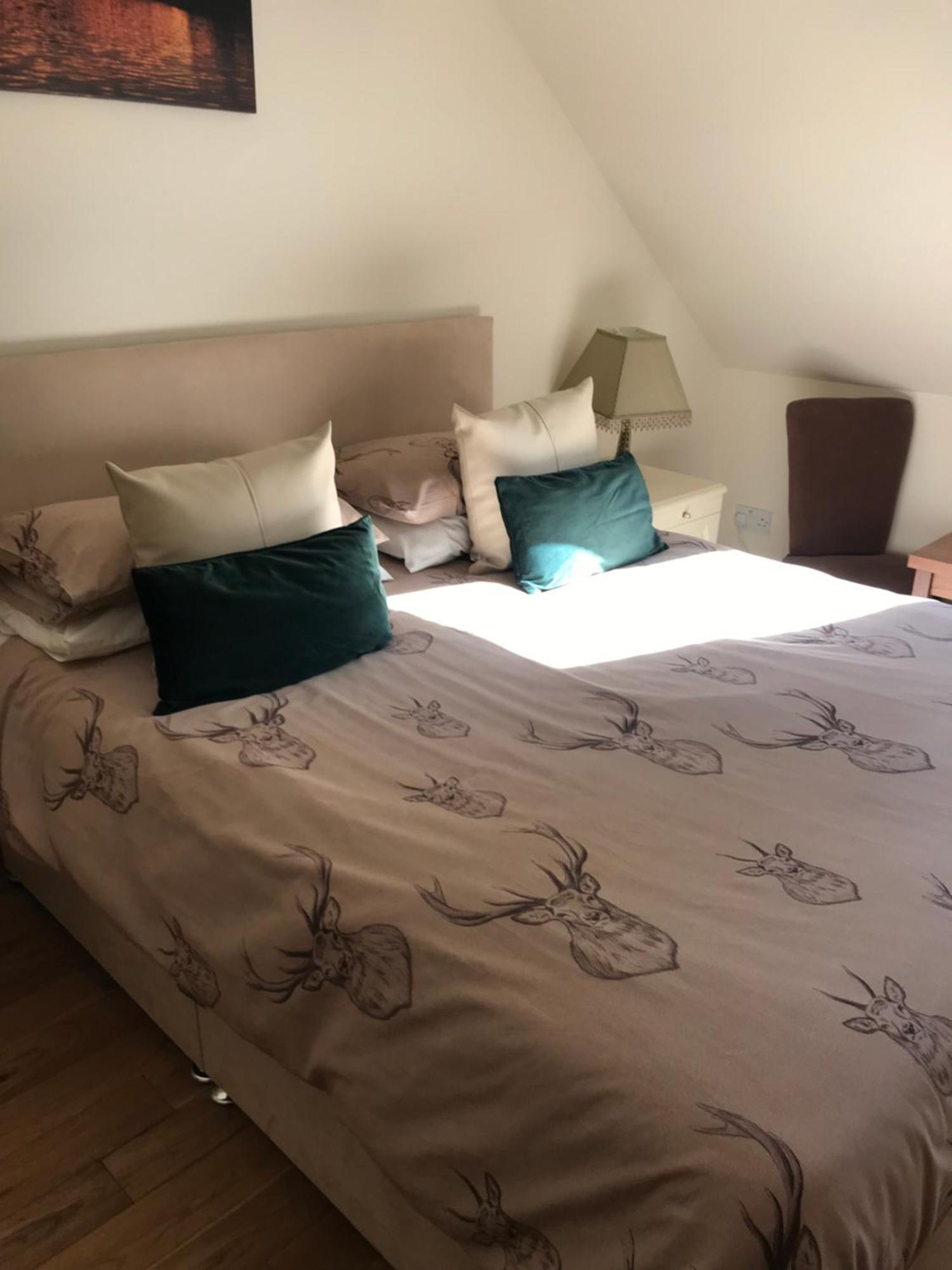 Culag Lochside Self Catering Lägenhet Luss Exteriör bild